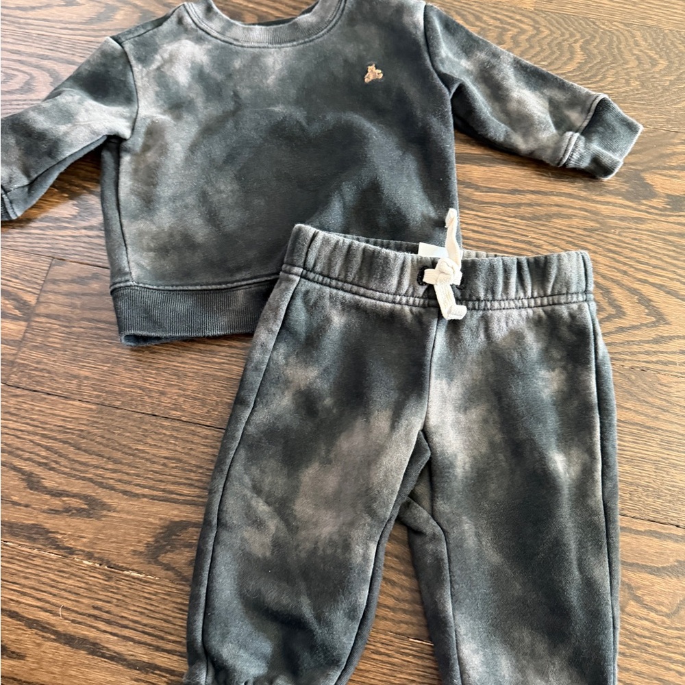 GAP Kids Black and Gray Tie-Dye Jogger Set